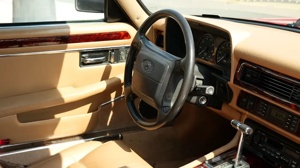 1993 Jaguar XJS - Image 8