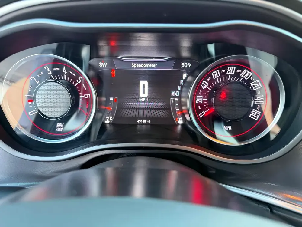 AED 1260-/month | GT 3.6L | SUNROOF | ALCANTARA SEATS | LOW MILEAGE | SPECIAL COLOR - Image 14