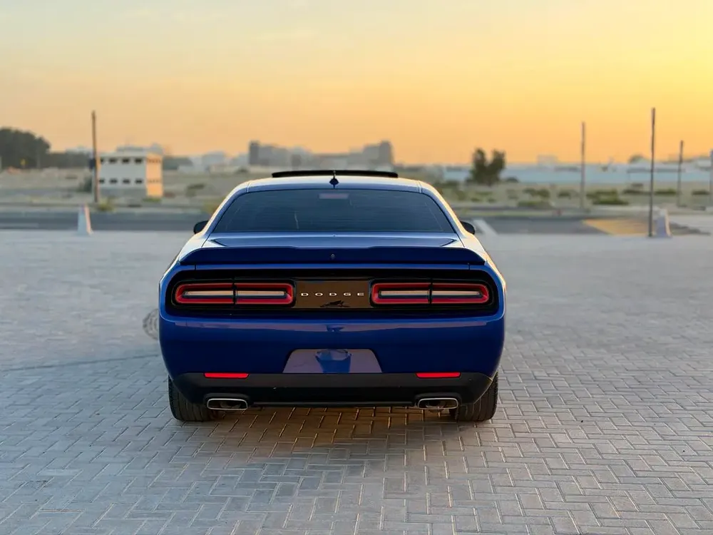 AED 1260-/month | GT 3.6L | SUNROOF | ALCANTARA SEATS | LOW MILEAGE | SPECIAL COLOR - Image 4