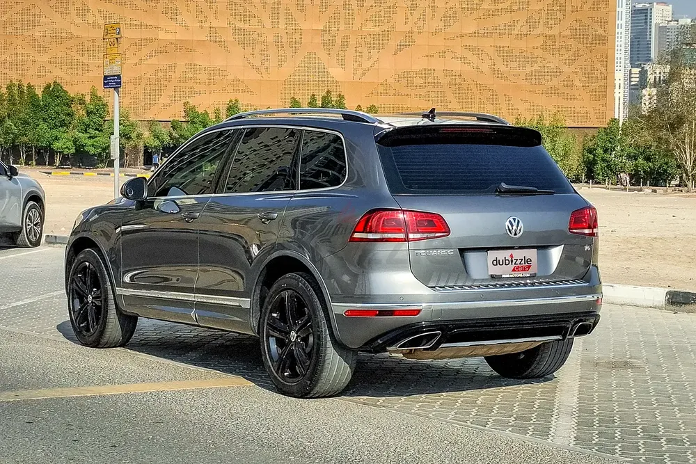 AED 912/month | 2018 Volkswagen Touareg SEL | GCC Specs | Ref#386071 - Image 8