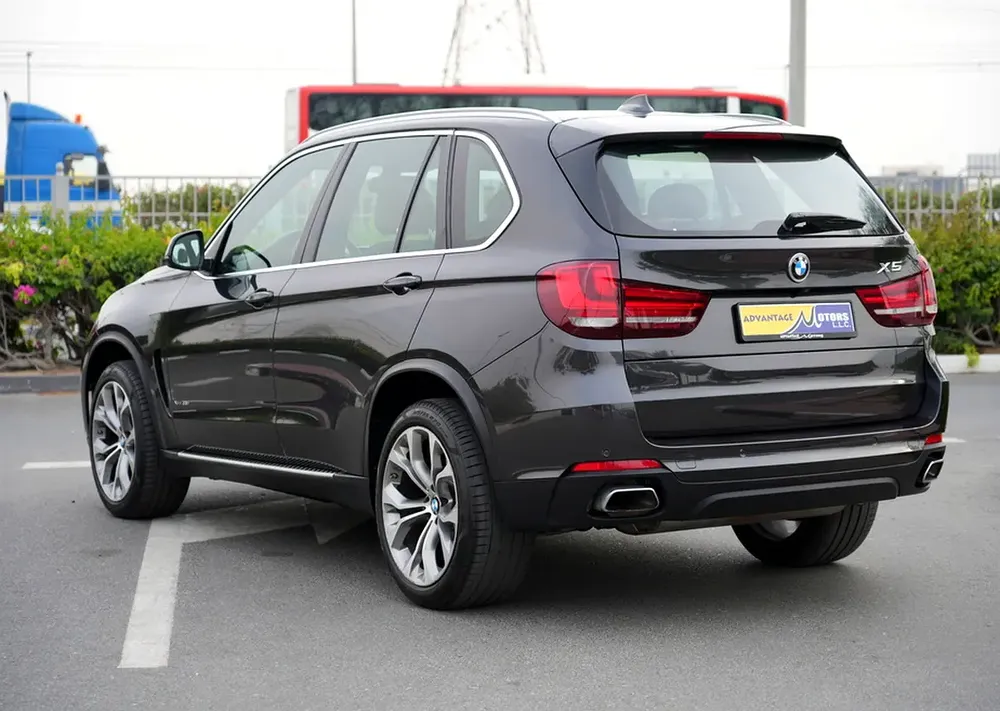 BMW X5 XDRIVE 35i 2018 GCC 95000 KM - Image 4