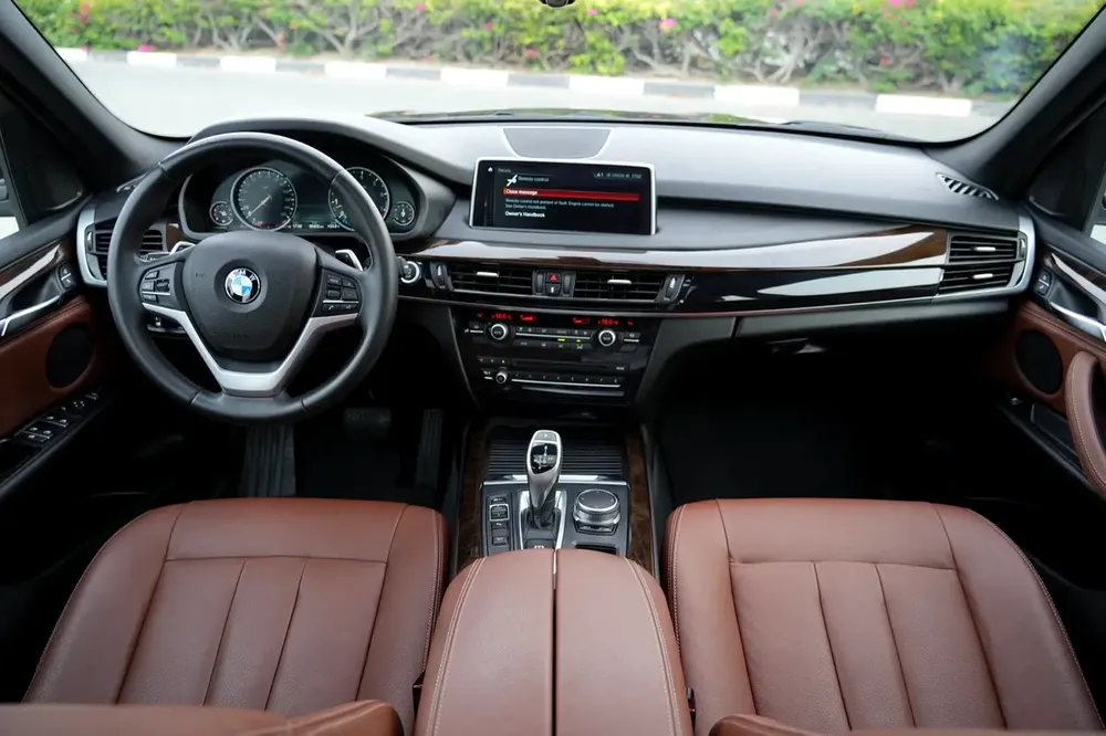 BMW X5 XDRIVE 35i 2018 GCC 95000 KM - Image 7