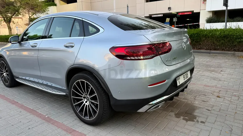 Mercedes-Benz GLC 200 AMG 4MATIC 2022, GCC Specs - Image 5