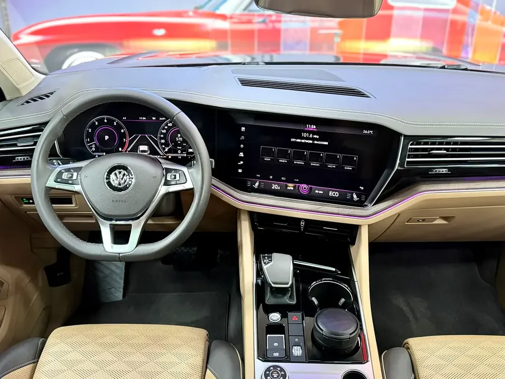APX EMI 1760 /MONTH 2020 | Volkswagen Touareg Highline | GCC | Full Agency History - Image 14