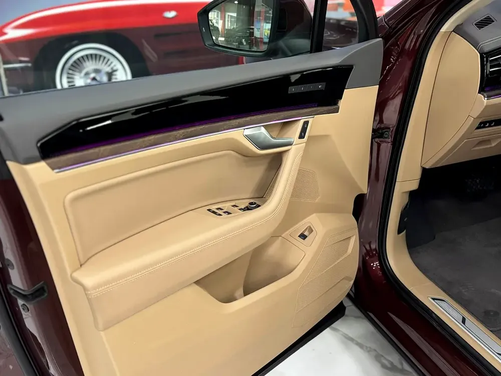 APX EMI 1760 /MONTH 2020 | Volkswagen Touareg Highline | GCC | Full Agency History - Image 8