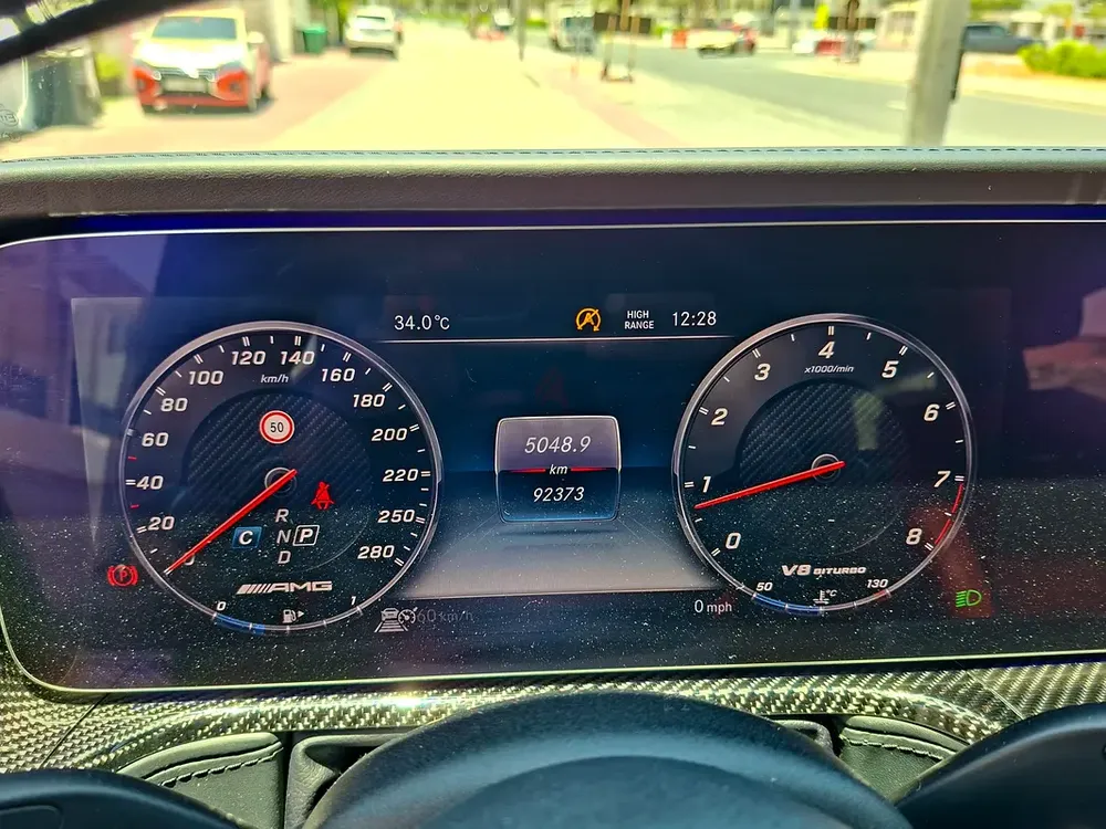 AED 7217/month | 2019 Mercedes-Benz G-Class G 65 AMG | GCC Specs | Ref#463579 - Image 16