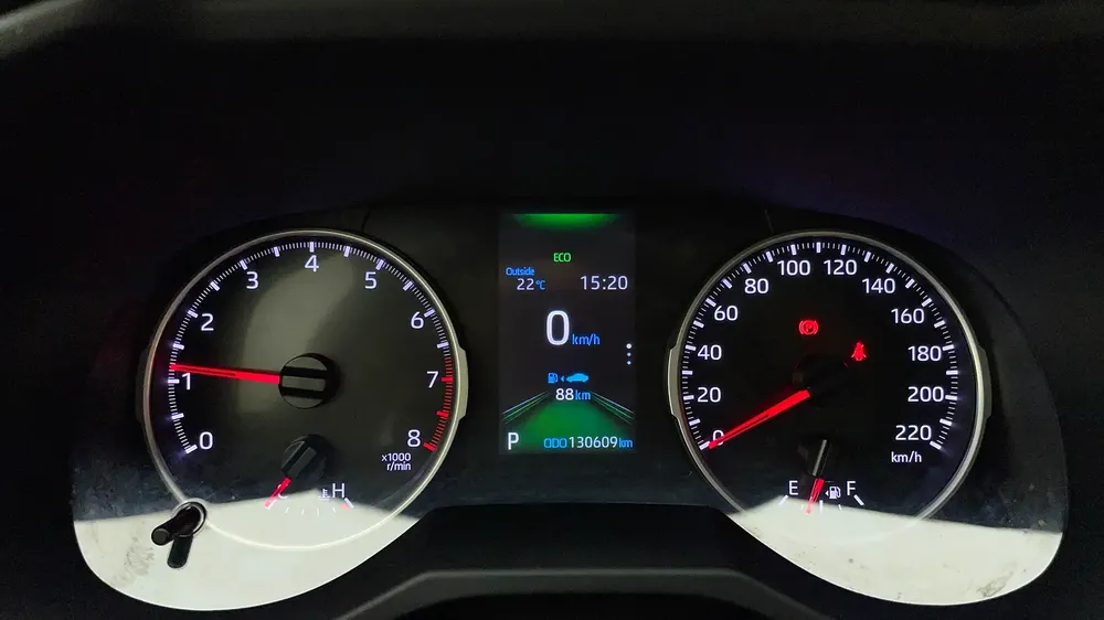 AED 1,138/month | 0 DP | Free 1 Month Warranty | Service History | 30 Day Return | TOYOTA RAV4 2022 - Image 9