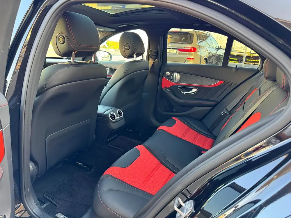 MERCEDES BENZ C63s AMG V8 LOW KILOMETER AUCTION GRADE 4. 5/B - Image 12