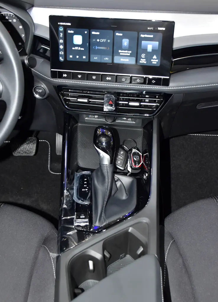 AED 856 EMi for 5Yrs | MG 5 ( 2026 Model ) in Silver Color GCC Specs - Image 14