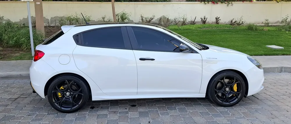 2021 Alfa Romeo Giulia Veloce All new Tyers in immaculate condition. - Image 6
