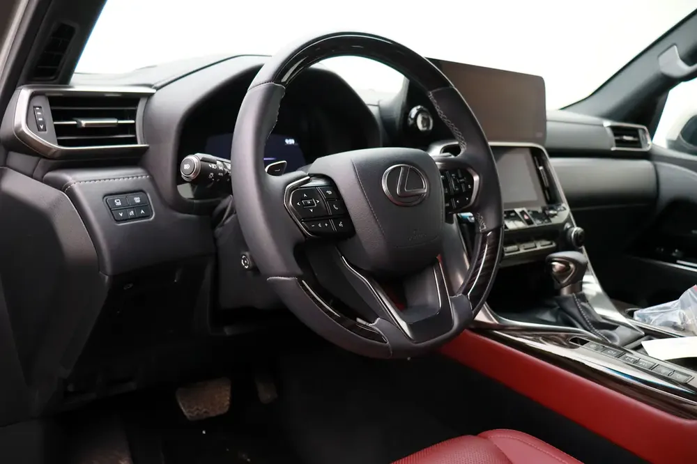 **Special offer** 2024 LX SUV P 3.5L T AT Signature - Image 10