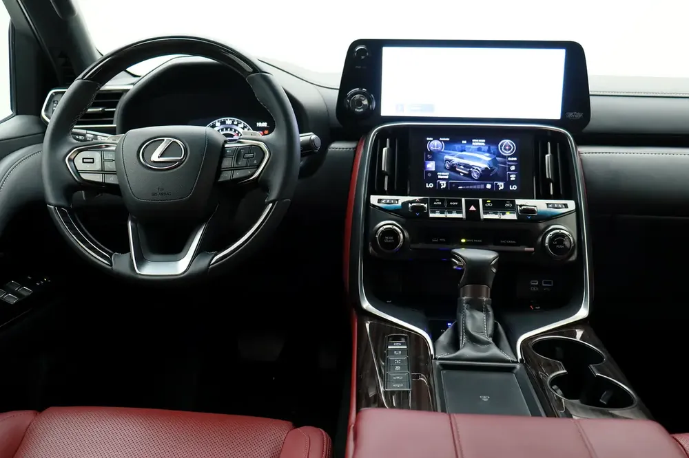 **Special offer** 2024 LX SUV P 3.5L T AT Signature - Image 11