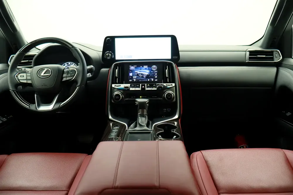 **Special offer** 2024 LX SUV P 3.5L T AT Signature - Image 12