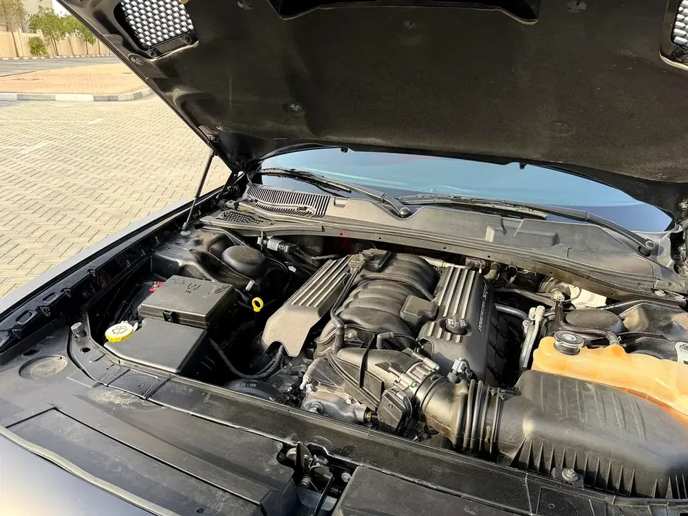 Dodge challenger scatpack 392 6.4L  2020 USA specs - Image 8