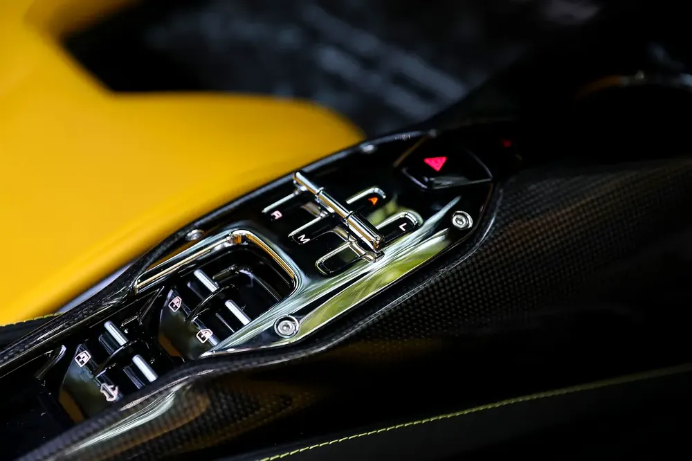 2024 Ferrari SF90 Spider | Extremely Low Mileage | Service Contract | Full Option | Viola Hong Kong - Image 11