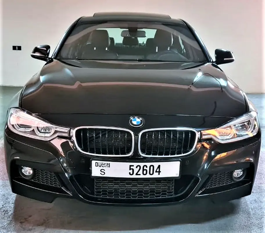 very well maintained BMW 328i Sport-line 2016 Canadian Specs - Image 13