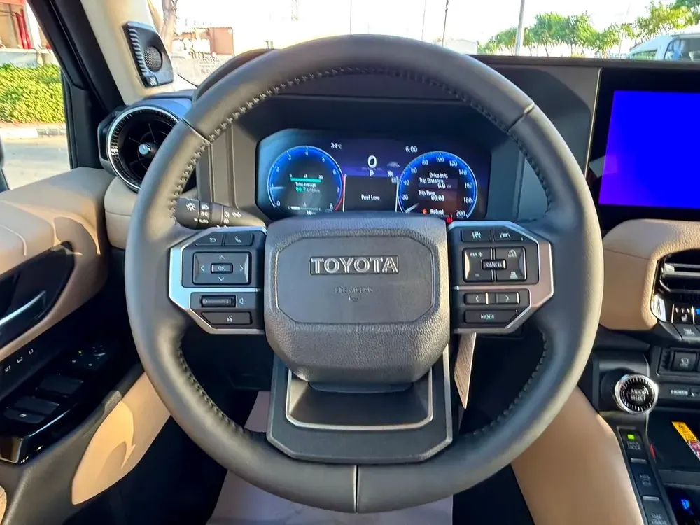 Toyota Prado VXL 2026 GCC Specs - Image 13