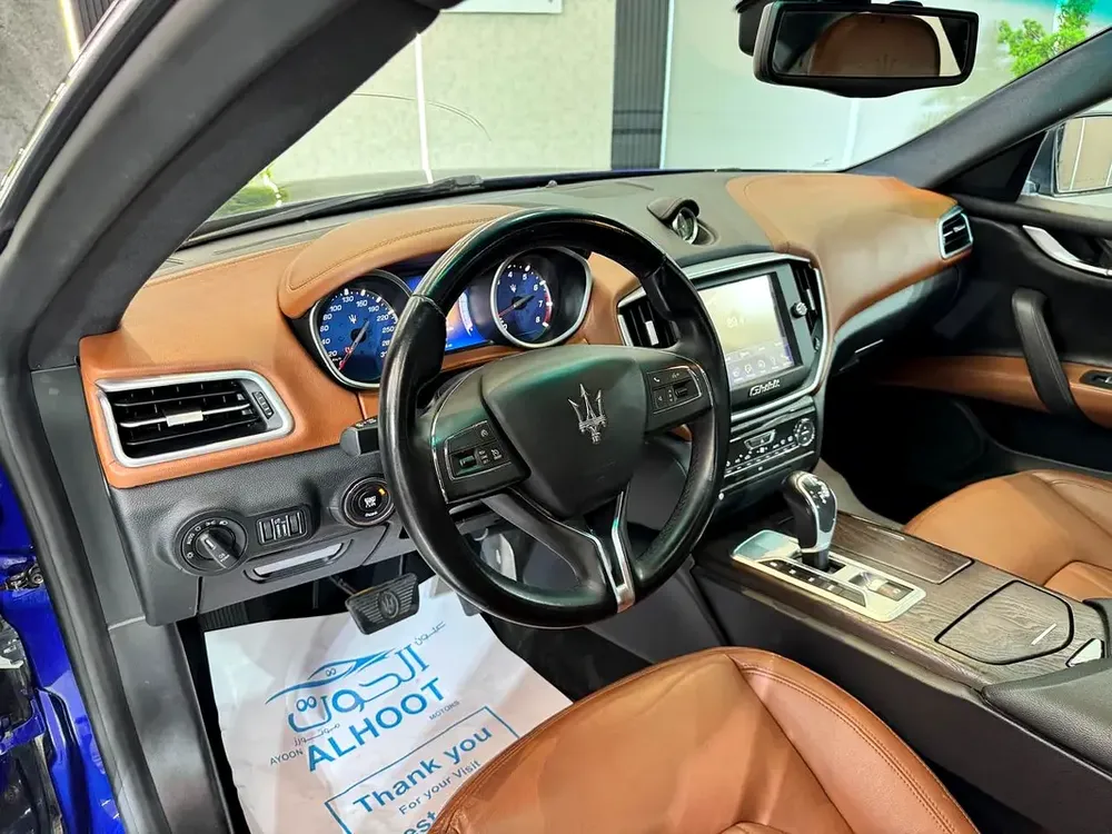 AMAZING BLUE COLOR MASERATI GHIBLI SQ4 V6 || GCC || FREE ACCIDENT || HIGHEST CATEGORY || LOW MILEAGE - Image 15