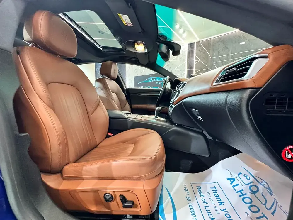 AMAZING BLUE COLOR MASERATI GHIBLI SQ4 V6 || GCC || FREE ACCIDENT || HIGHEST CATEGORY || LOW MILEAGE - Image 16