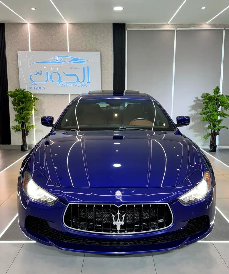 AMAZING BLUE COLOR MASERATI GHIBLI SQ4 V6 || GCC || FREE ACCIDENT || HIGHEST CATEGORY || LOW MILEAGE - Image 5