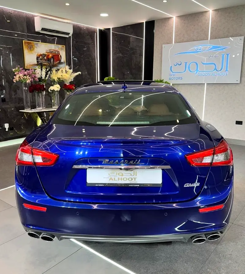 AMAZING BLUE COLOR MASERATI GHIBLI SQ4 V6 || GCC || FREE ACCIDENT || HIGHEST CATEGORY || LOW MILEAGE - Image 6