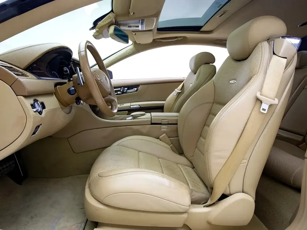 2011 | Mercedes Benz | CL63 AMG with CL65 KIT | GCC Spec - Image 9