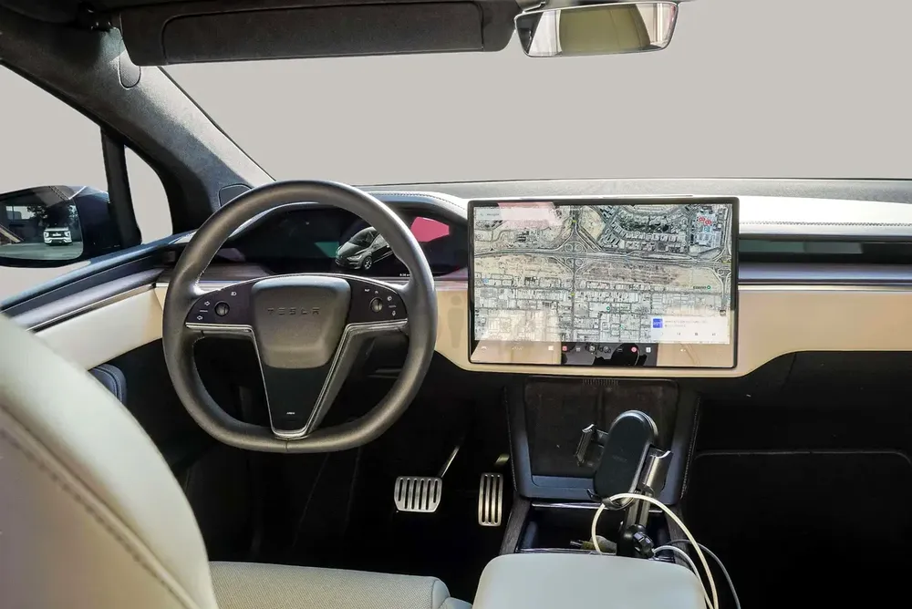AED 3647/month | 2023 Tesla Model X Standard | GCC Specs | Ref#399821 - Image 11