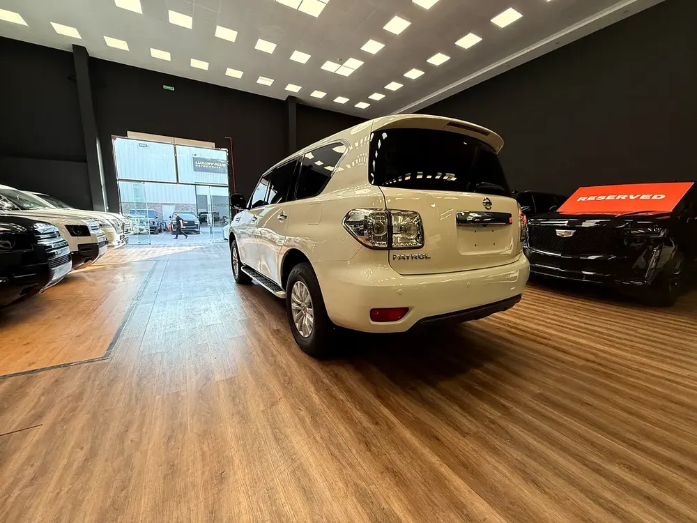 NISSAN PATROL XE 2019GCC - Image 5