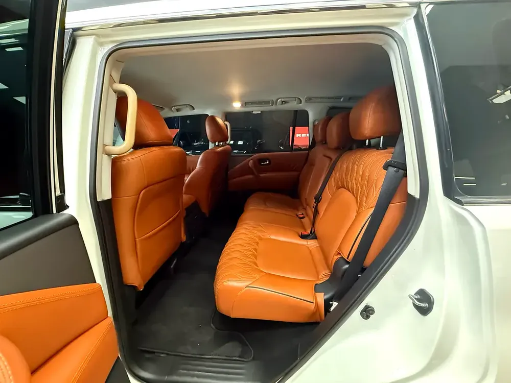NISSAN PATROL XE 2019GCC - Image 8