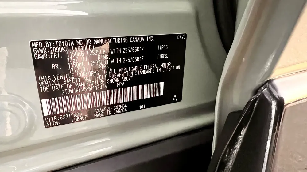 2021 TOYOTA RAV4 XLE FULL OPTION - Image 19