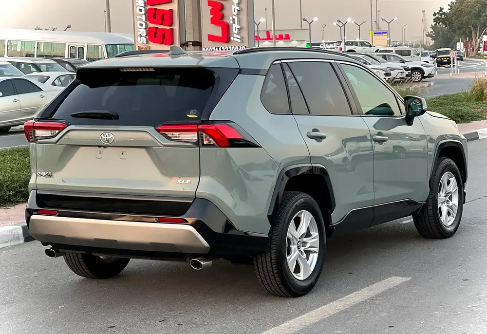 2021 TOYOTA RAV4 XLE FULL OPTION - Image 5