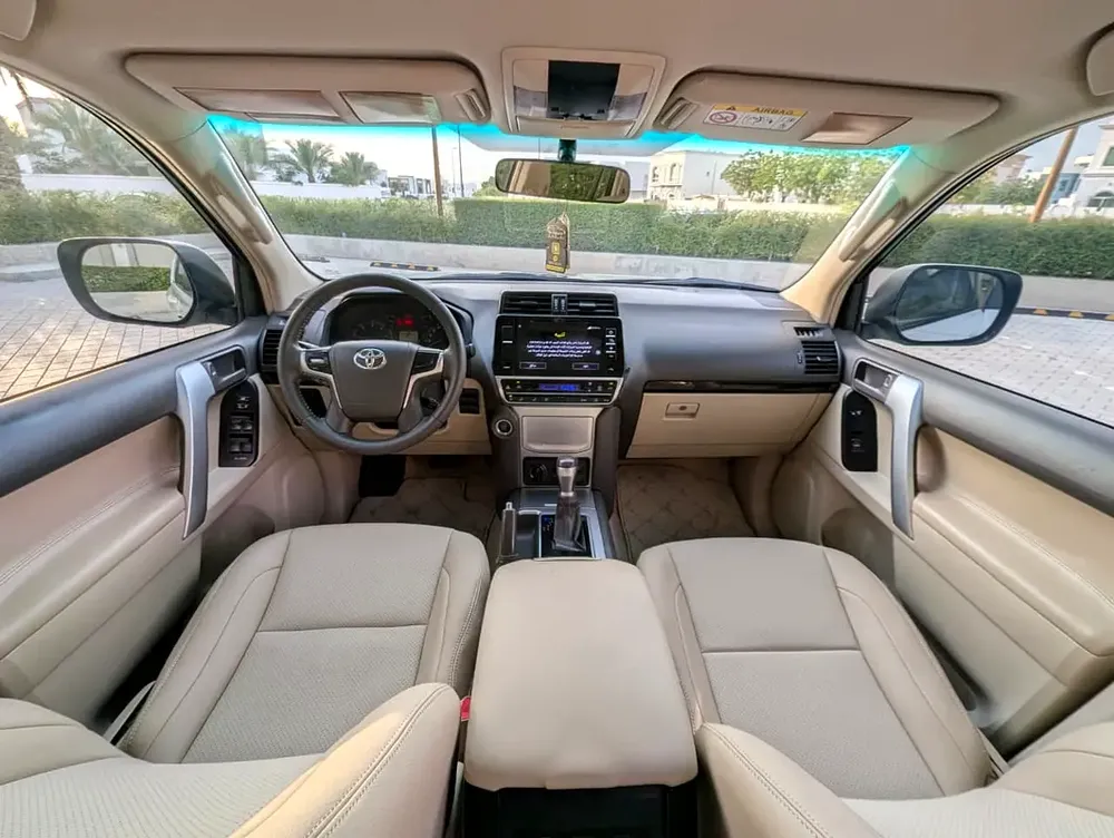 2020 Toyota Prado TXL - 3.0L V4 - 4WD- Deisel -GCC- Push Start With Fridge - Image 13