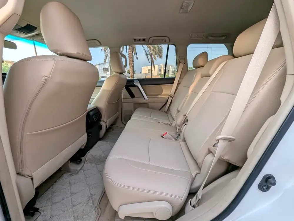2020 Toyota Prado TXL - 3.0L V4 - 4WD- Deisel -GCC- Push Start With Fridge - Image 14