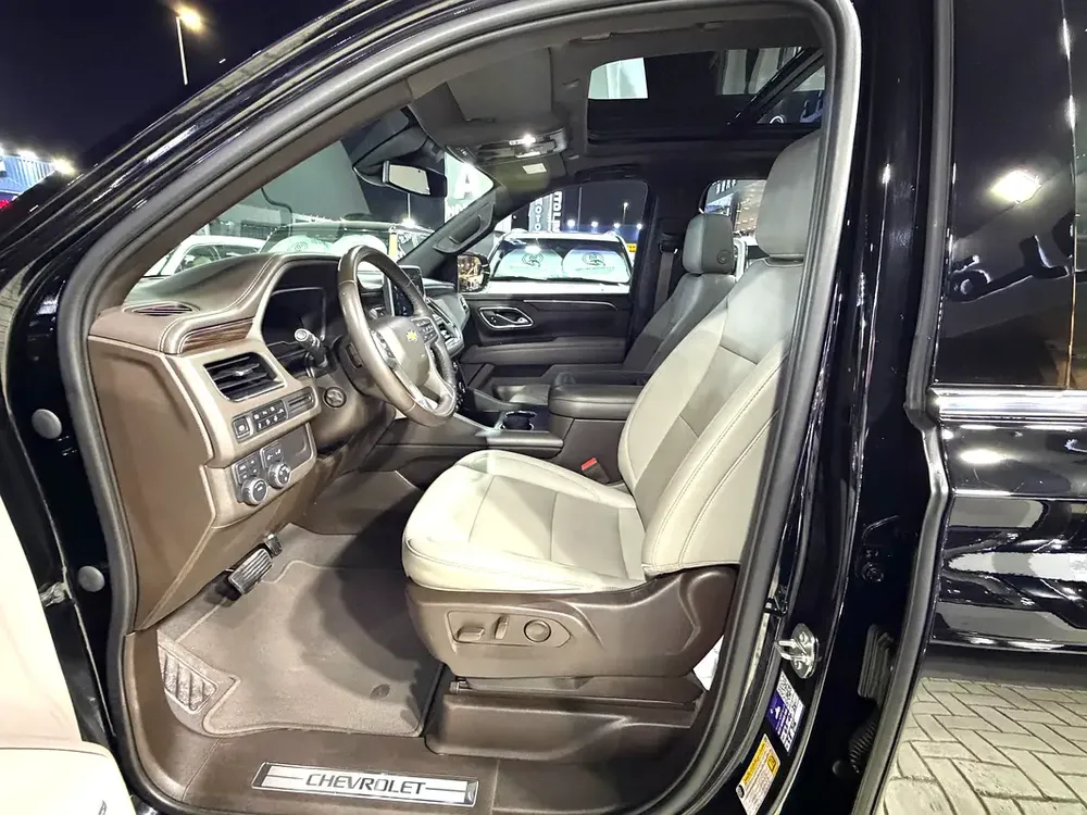 2023 Chevrolet Tahoe LT | GCC Specs | XL/Low Mileage | Excellent Condition - Image 11