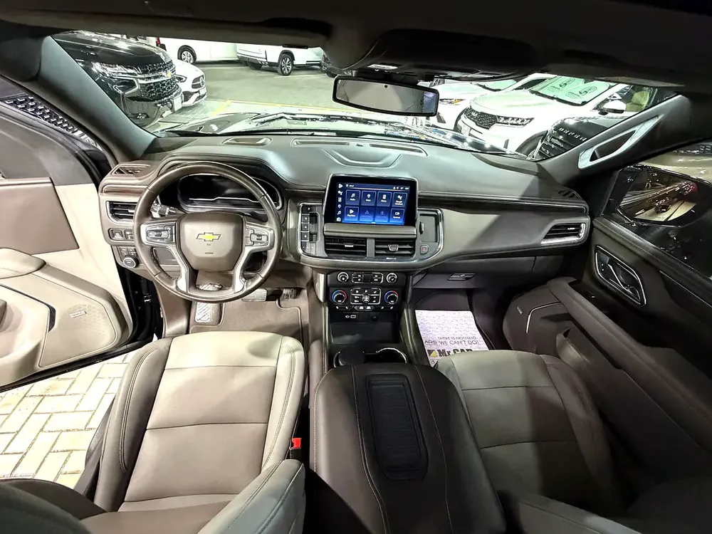 2023 Chevrolet Tahoe LT | GCC Specs | XL/Low Mileage | Excellent Condition - Image 13