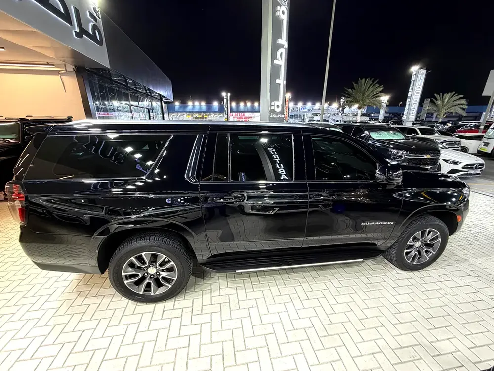 2023 Chevrolet Tahoe LT | GCC Specs | XL/Low Mileage | Excellent Condition - Image 7