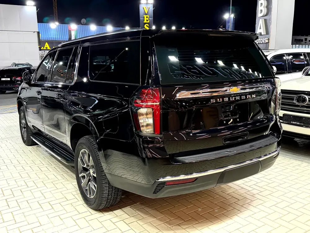 2023 Chevrolet Tahoe LT | GCC Specs | XL/Low Mileage | Excellent Condition - Image 8
