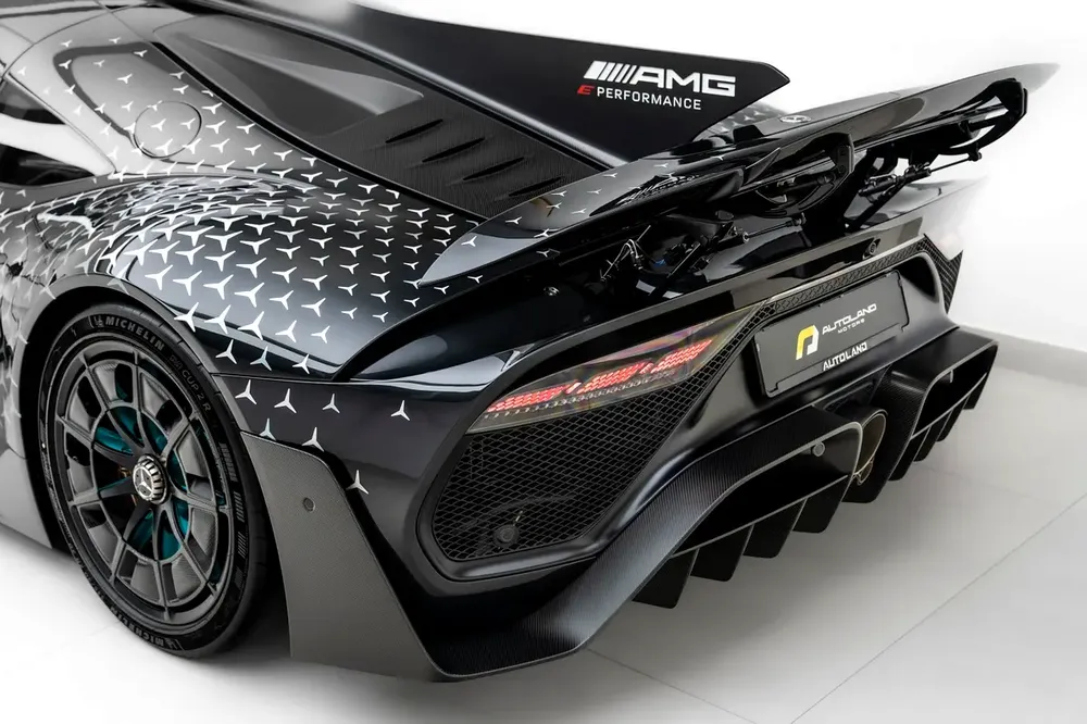 2023 MERCEDES-AMG ONE | 1 OF 275 PRODUCED | FACTORY SPEC | COLLECTOR CONDITION | - Image 13