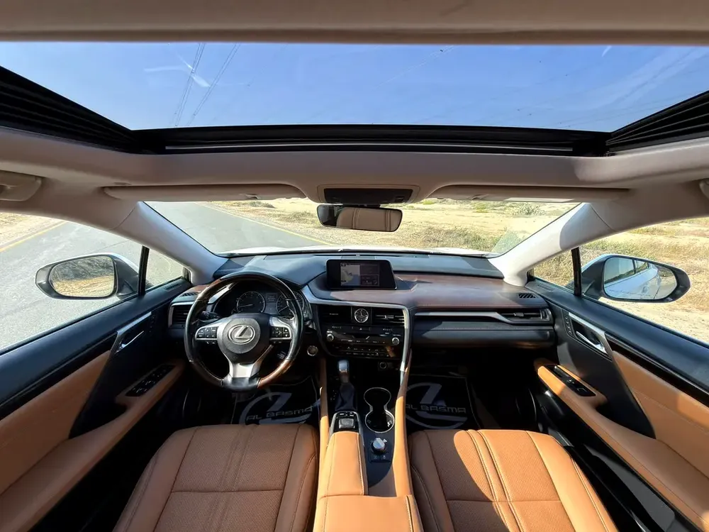 LEXUS RX350 | Warranty | GCC Specs - Image 9
