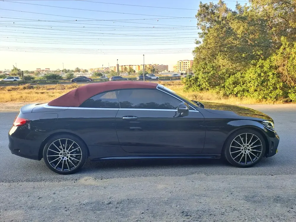 Mercedes-Benz C-Class C200 Coupe 2019 GCC Specs no accident no repaint very clean car - Image 7