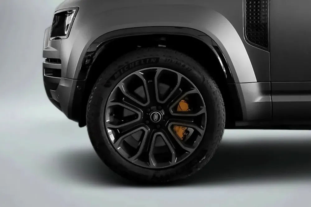 16,757 AED / 60 months | DP | 2025 Land Rover Defender 110 OCTA Edition One P635 V8 / European Spec - Image 6