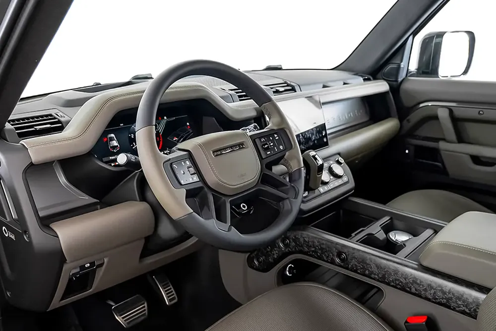 16,757 AED / 60 months | DP | 2025 Land Rover Defender 110 OCTA Edition One P635 V8 / European Spec - Image 7