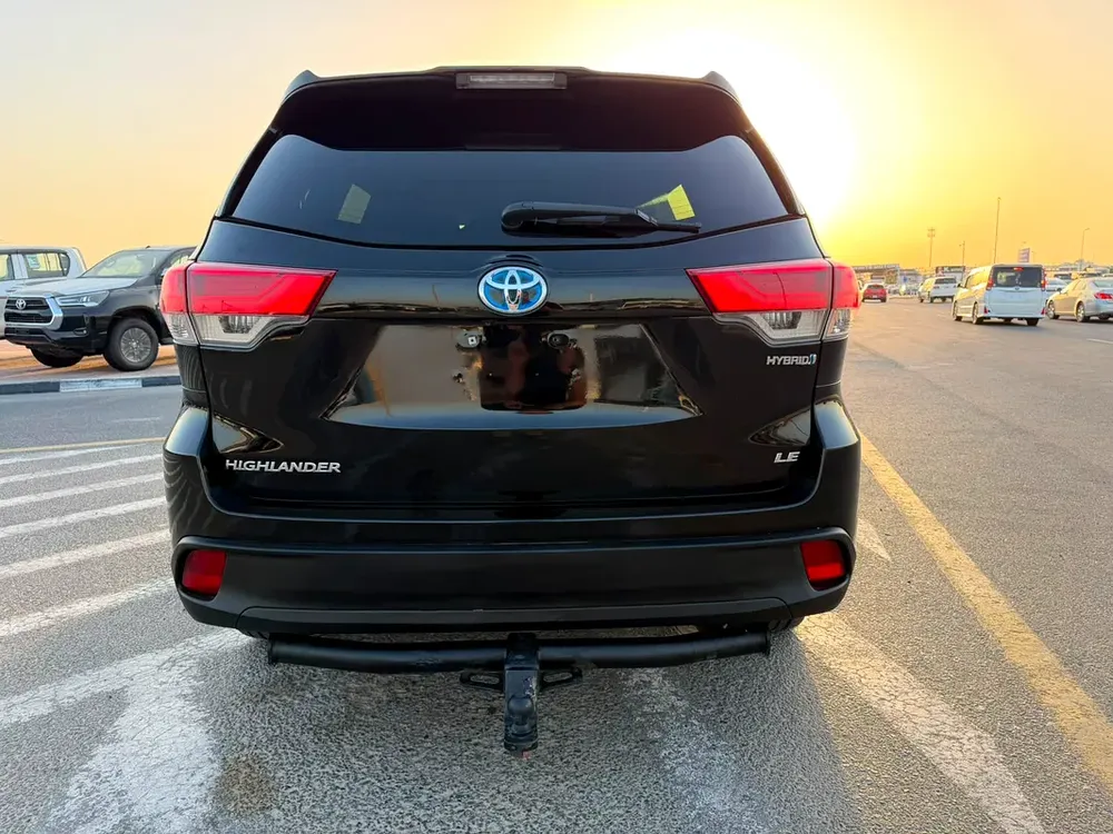 2017 Toyota Highlander Hybrid  -3.5L V6-AWD 4x4 - Leather seat-Rear Camera - - Image 8