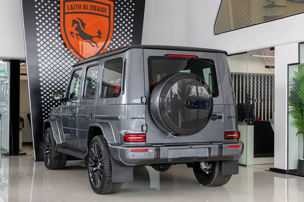 Double Night Pack|Fully Loaded|2026 Fully Cardbon Fiber |Gargash Auto Warranty PERFOMANCE PACKAGE - Image 5