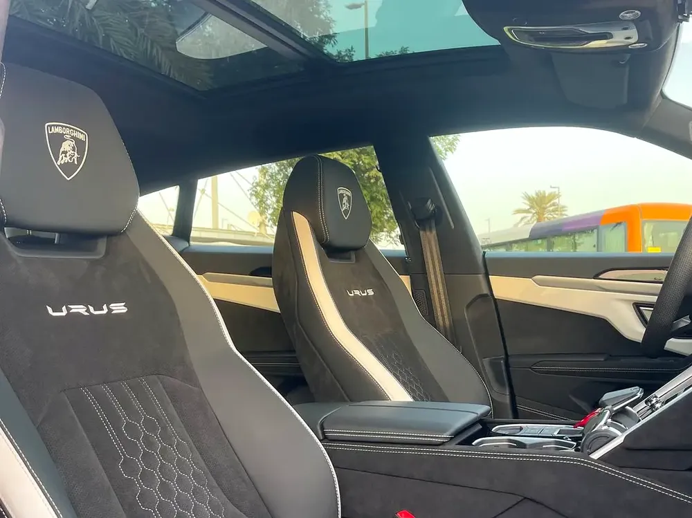 LAMBURGHINI  / URUS S / 2024 / PANORAMIC / SOUND SYSTEM / LOW KM 3500 KM / 360 CAMERA - Image 15