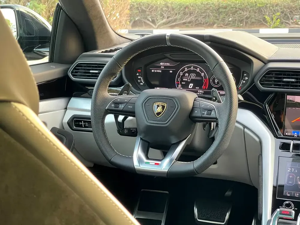 LAMBURGHINI  / URUS S / 2024 / PANORAMIC / SOUND SYSTEM / LOW KM 3500 KM / 360 CAMERA - Image 20