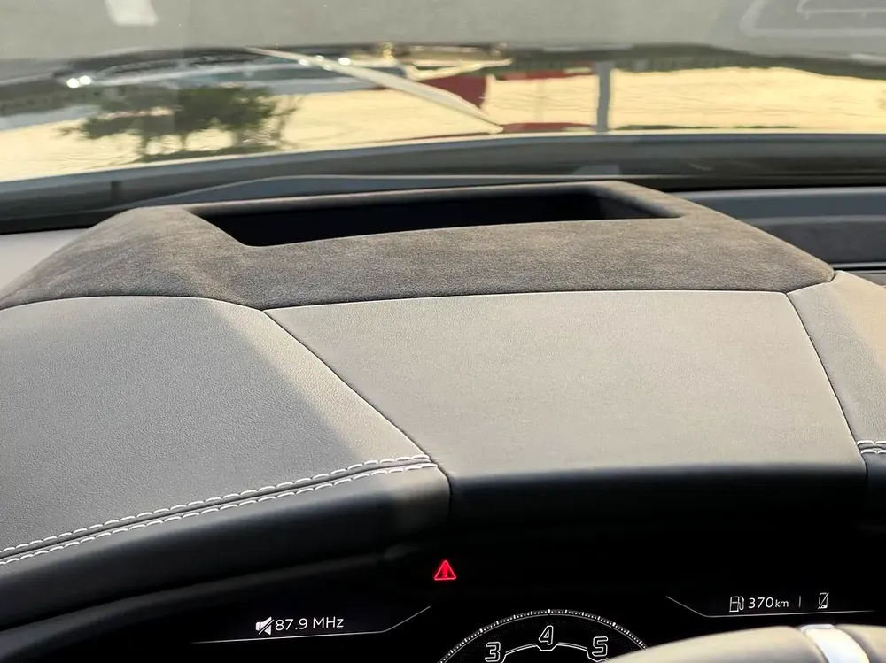 LAMBURGHINI  / URUS S / 2024 / PANORAMIC / SOUND SYSTEM / LOW KM 3500 KM / 360 CAMERA - Image 9