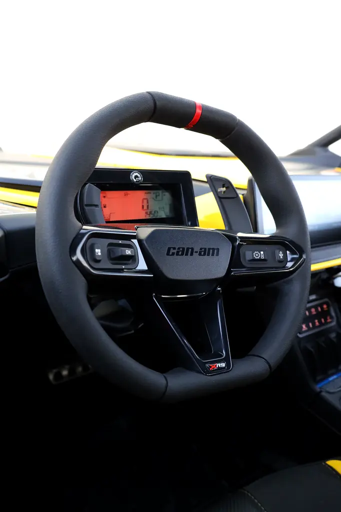 **2026** CAN AM MAVERICK R - XRX MAX + FOX SMART SHOCKS + REAR CAMERA + ROTAX POWER + CARBON PACKAGE - Image 15