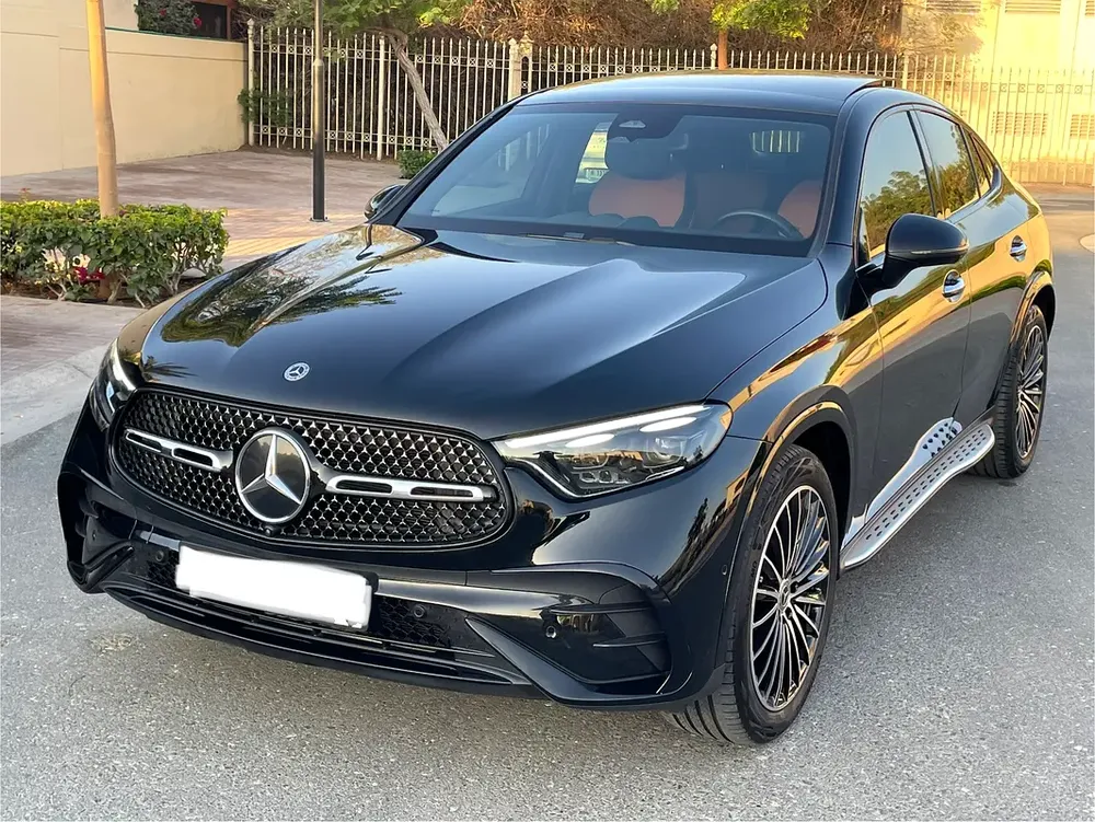Stunning! Mercedes GLC 300 AMG 2024 GCC Premium Warranty + Free Service Package Excellent Condition! - Image 7