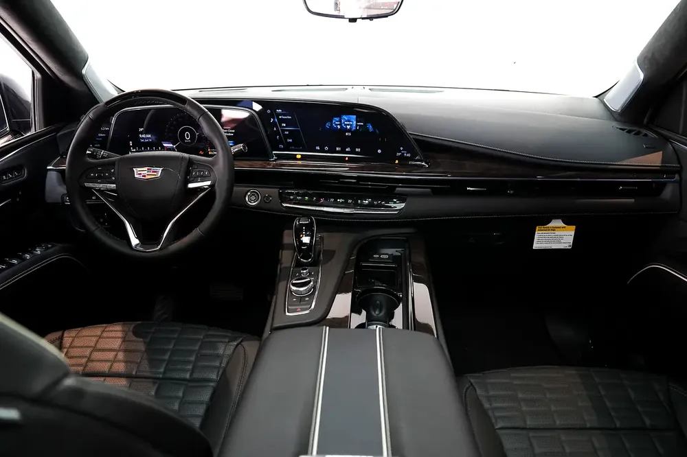 CADILLAC ESCALADE 600 ESV 6.2L V8 4WD PREMIUM LUXURY PLATINUM / 2024 / BRAND NEW - Image 9